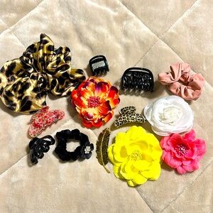 $5 add on ! Hair accessories bundle.